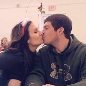 Meet your Posher, Makayla